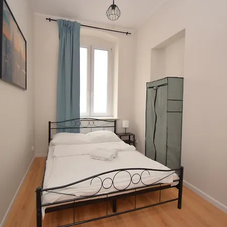 Quarto em Acomodações Particulares Roomspoznan Pl - Rybaki 29 - 24h Self Check-in Poznań