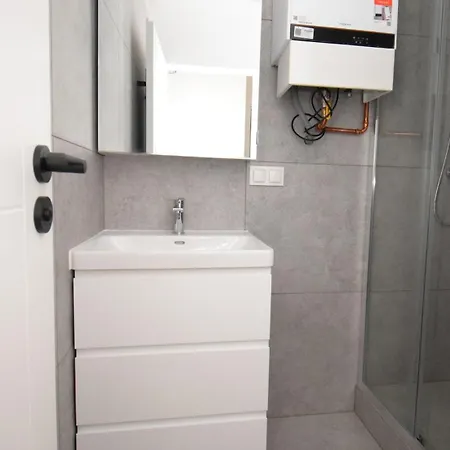 Privatunterkunft Roomspoznan Pl - Rybaki 29 - 24h Self Check-in Posen